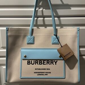 Burberry Handbag NWT Lg